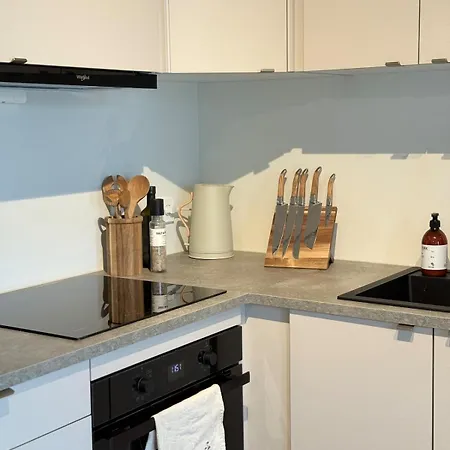 Cozy Close To Torp, Sandefjord&tonsberg 아파트