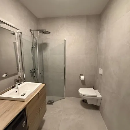 아파트 Cozy Close To Torp, Sandefjord&tonsberg